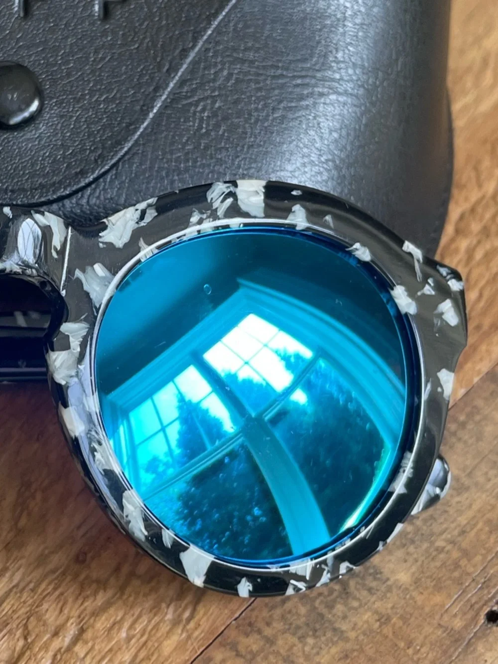 Diff Eyewear Dime II Black White Round Horn Sunglasses Mirrored Blue Brown Lens